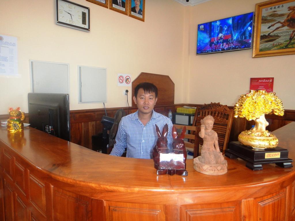 Ly Mengly Guesthouse Kampot Exterior photo