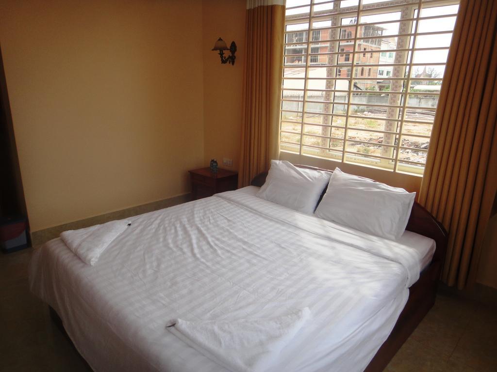 Ly Mengly Guesthouse Kampot Room photo