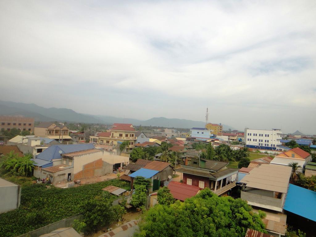Ly Mengly Guesthouse Kampot Exterior photo