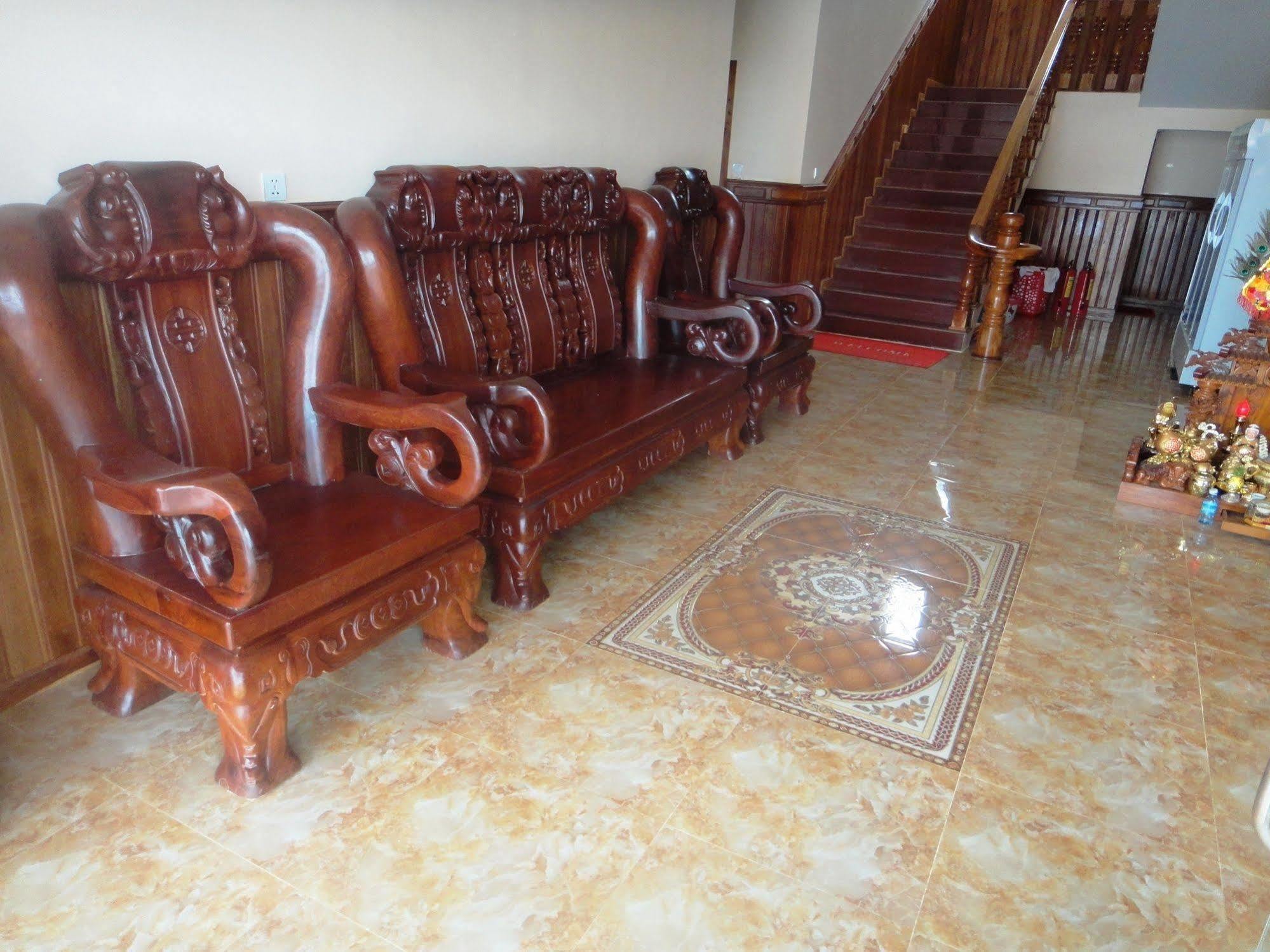 Ly Mengly Guesthouse Kampot Exterior photo