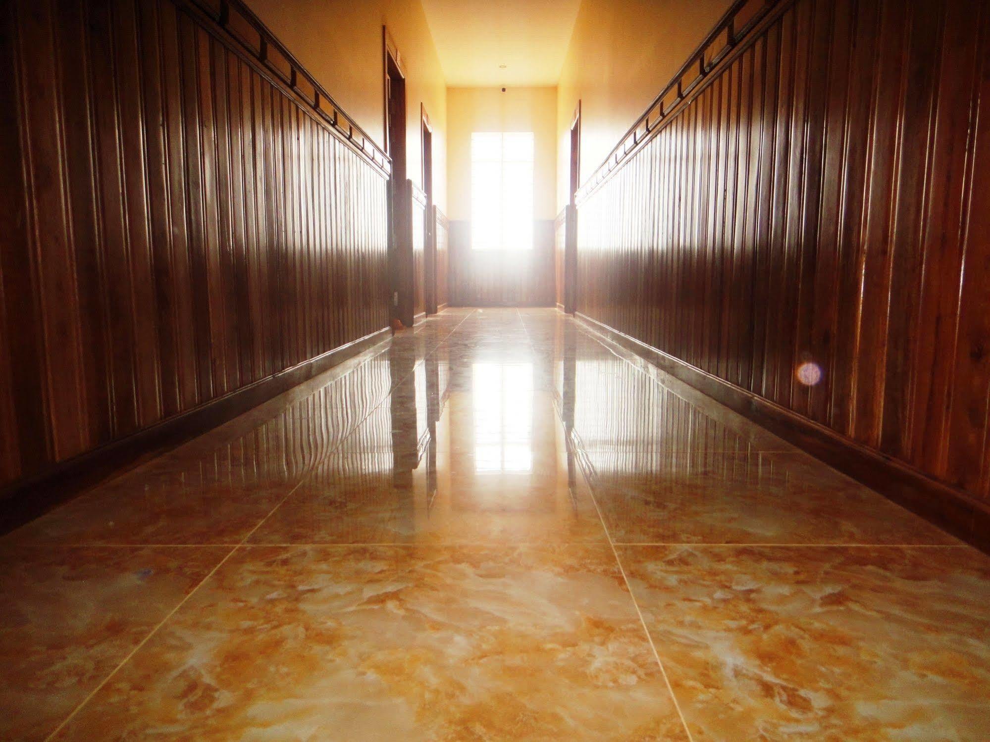 Ly Mengly Guesthouse Kampot Exterior photo